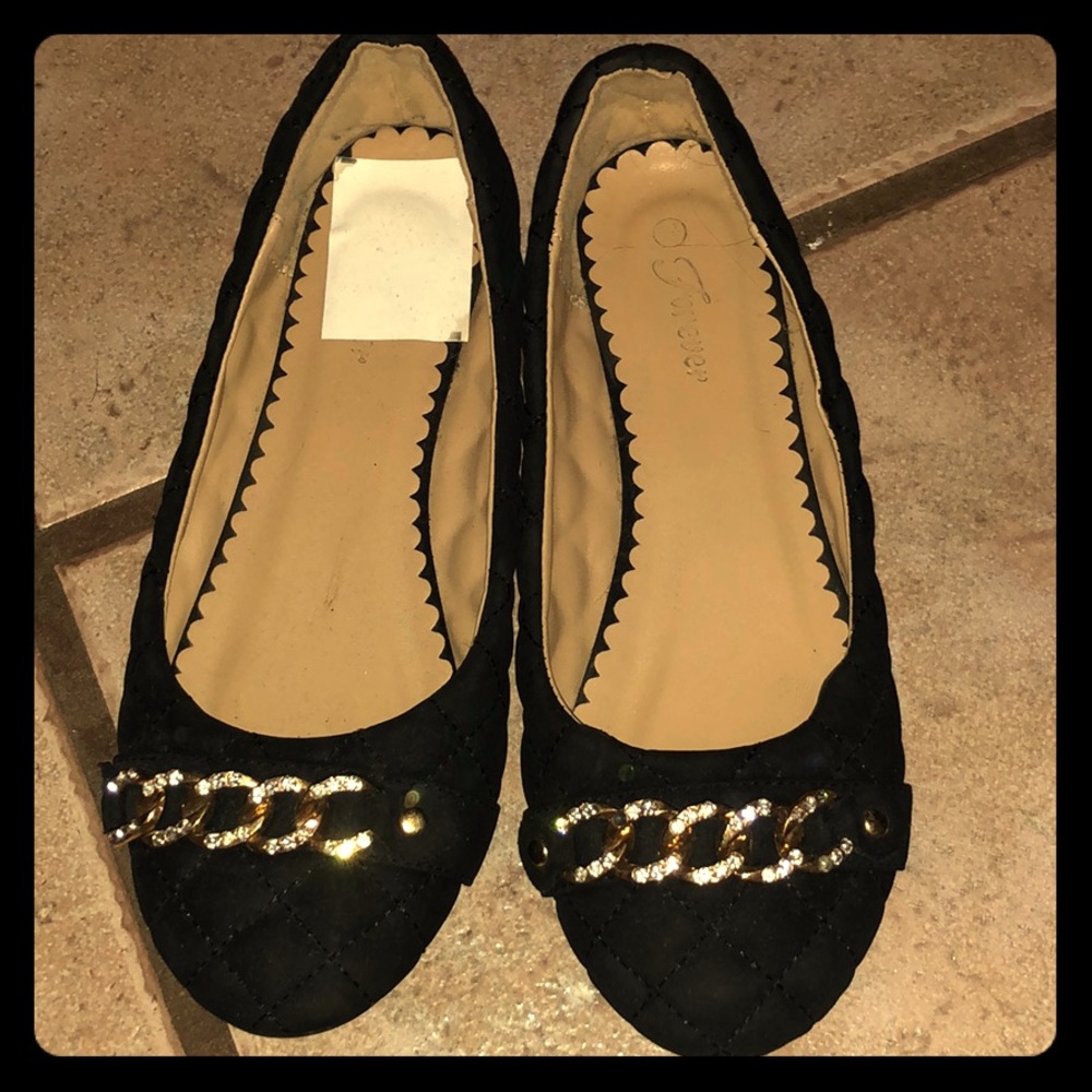 Black flats .